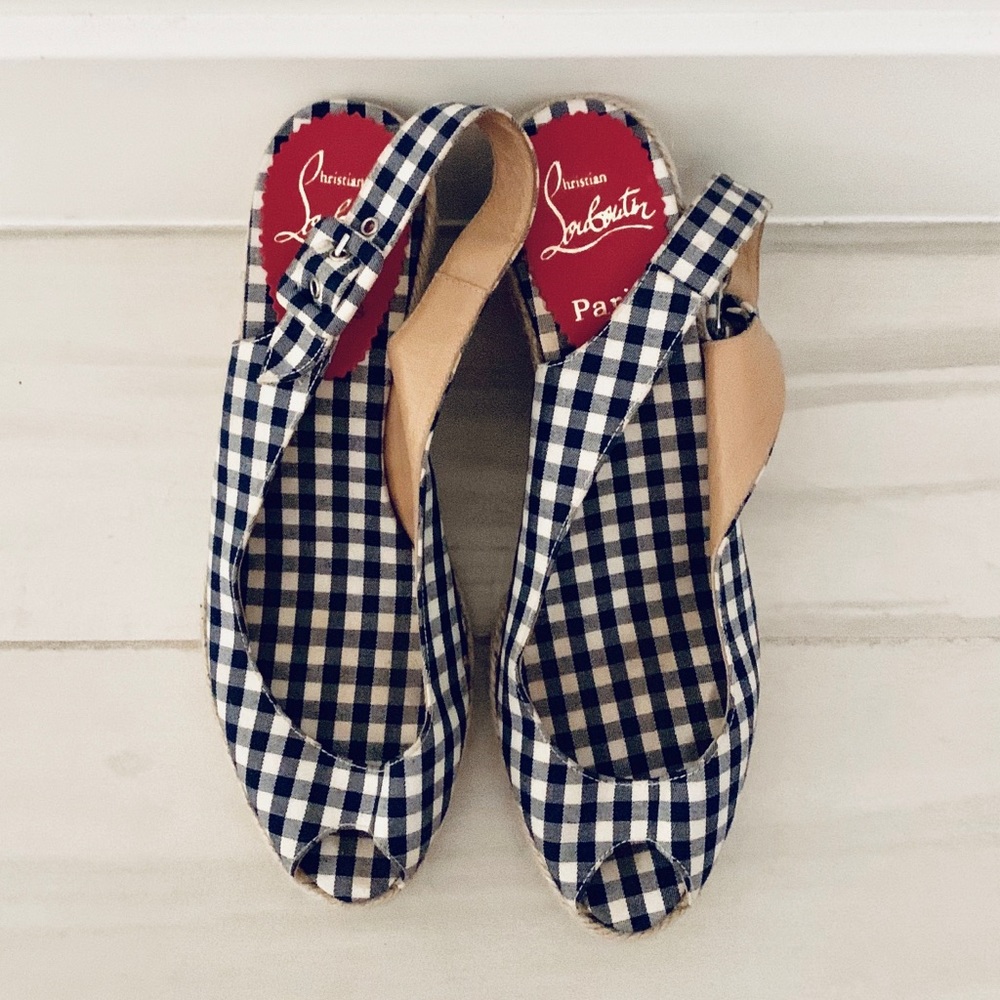 Christian Louboutin Wedge Sandals) (Size 37)